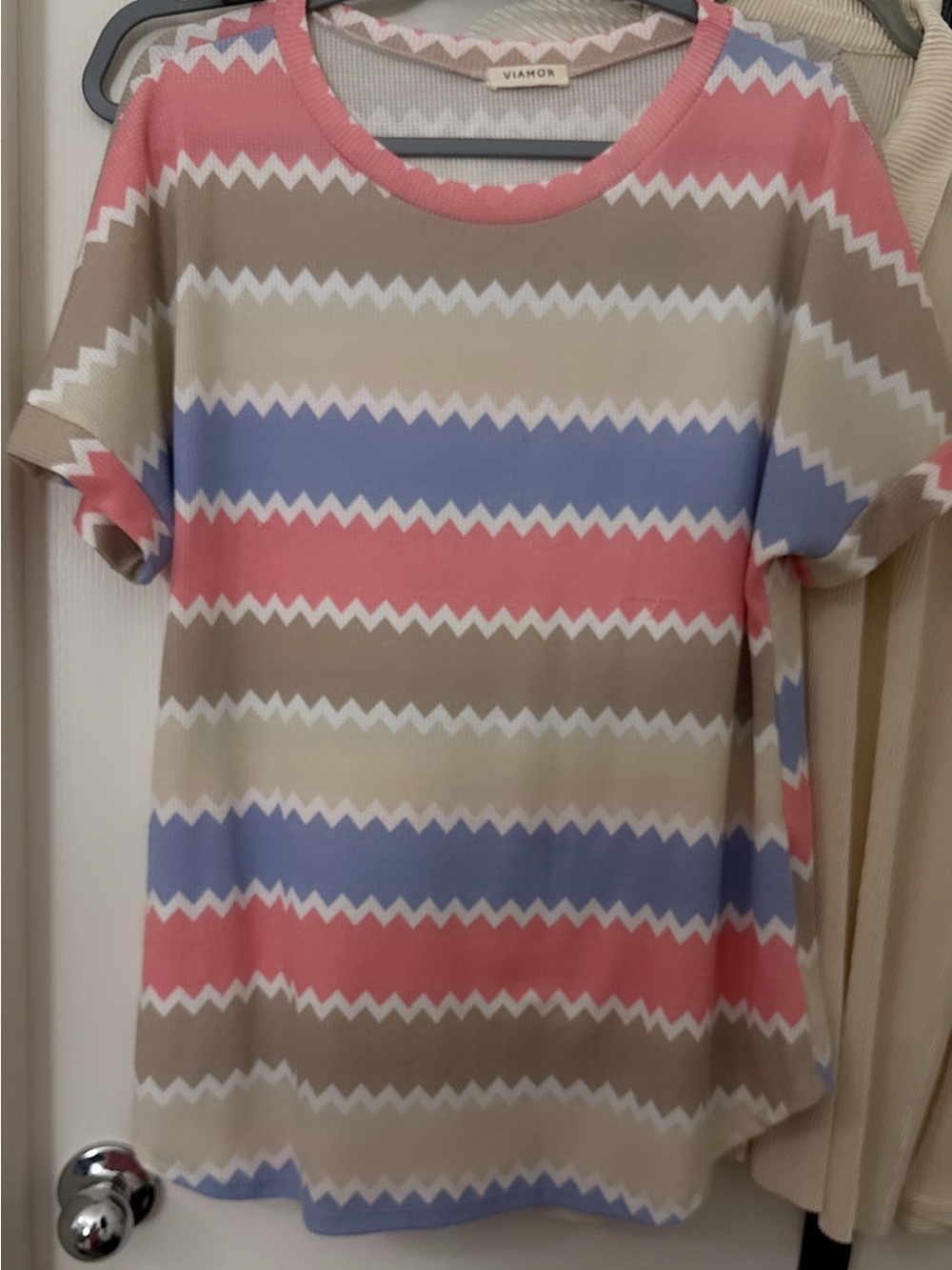 & Other Stories Coral, Blue, Taupe & White Zigzag Short-Sleeve Top